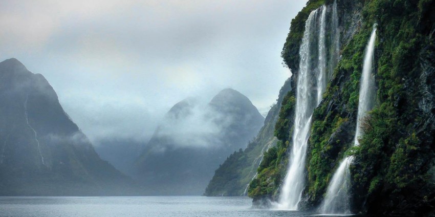 Milford Sound Overnight Cruise - Fiordland Discovery