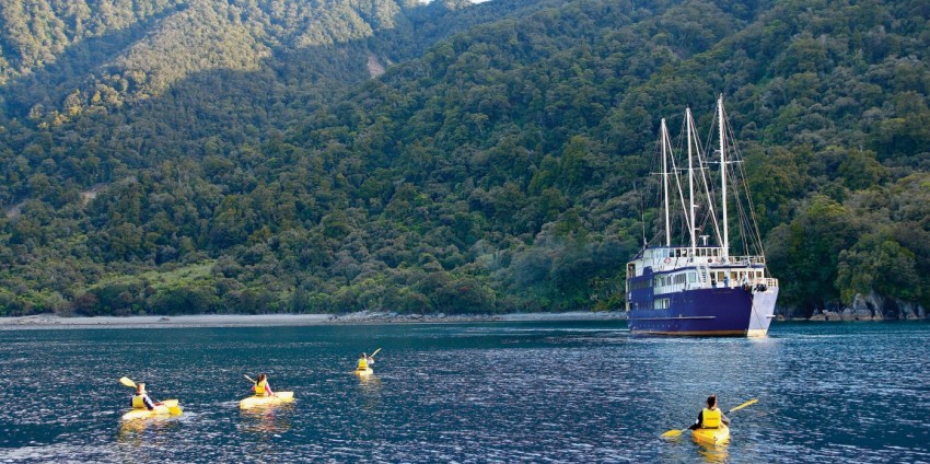 Milford Sound Overnight Cruise - Mariner